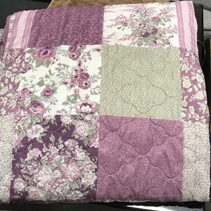 Queen quilt